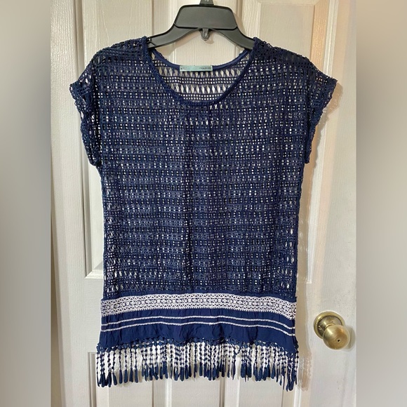 Small Navy Blue Maurices Top - Crocheted Net Look with Fringe - Picture 5 of 8